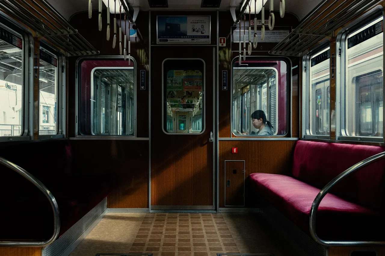 Comparing Trains, Buses, and Taxis in Japan: Which to Choose?